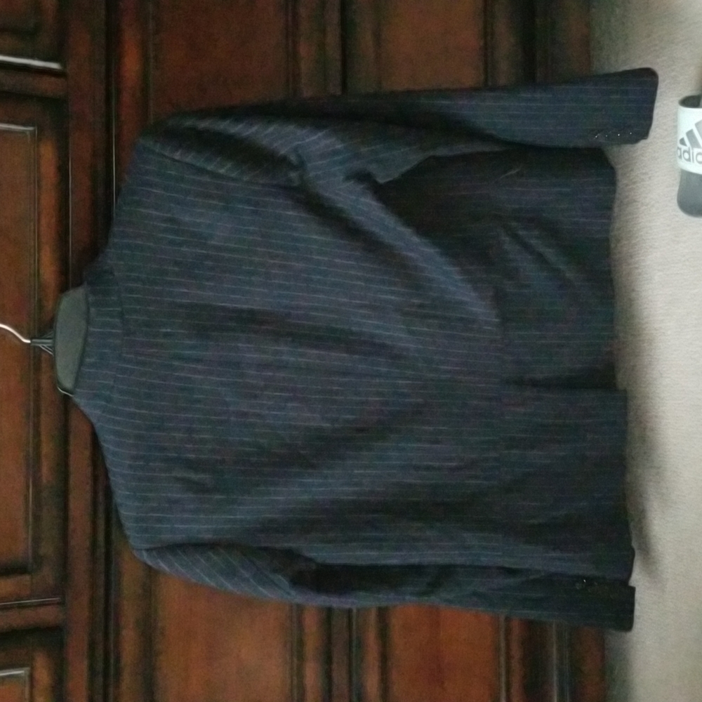 H&M suit jacket - Picture 3 of 3